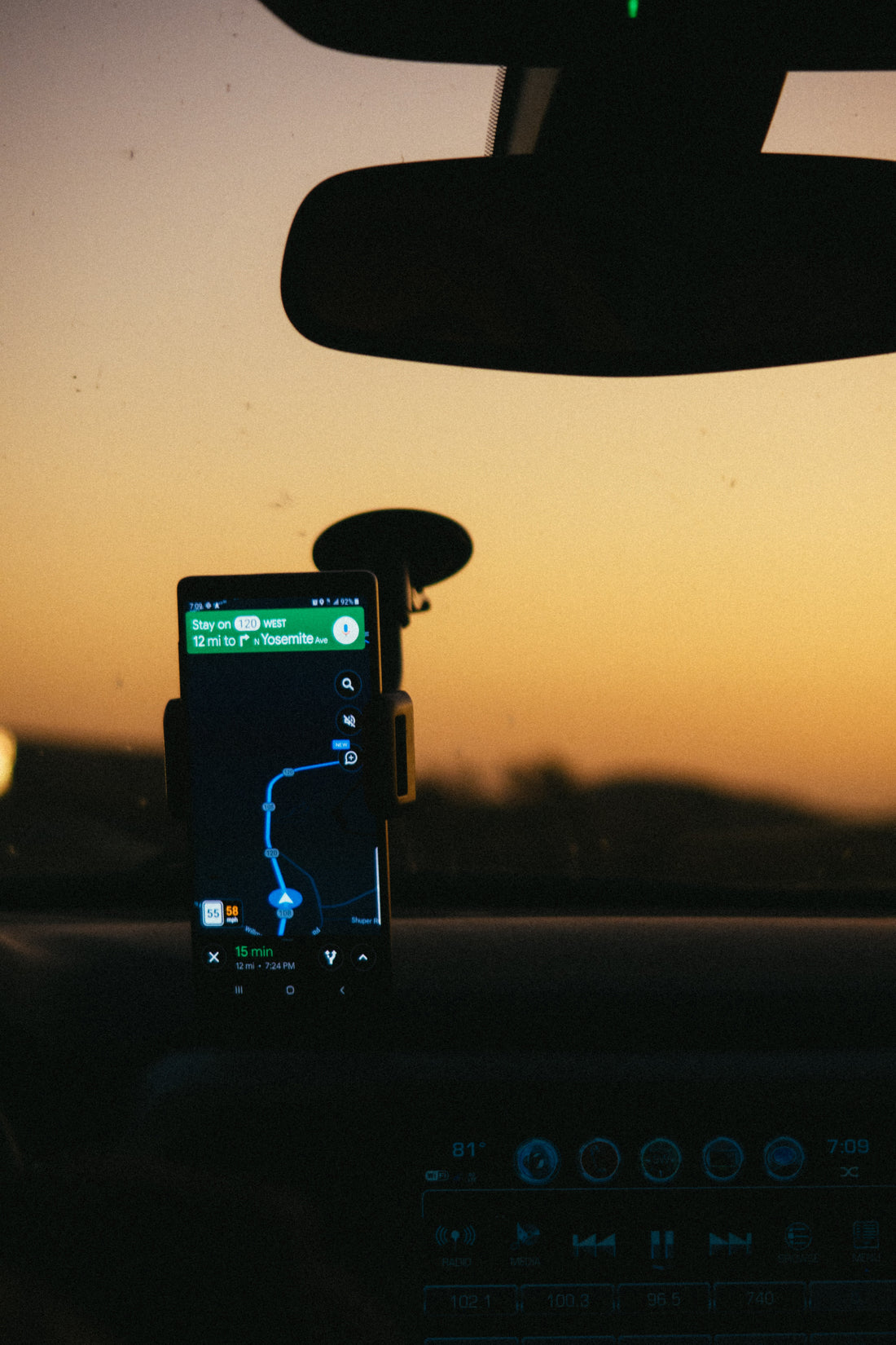 Comment choisir le support de téléphone portable pour voiture adéquat ?