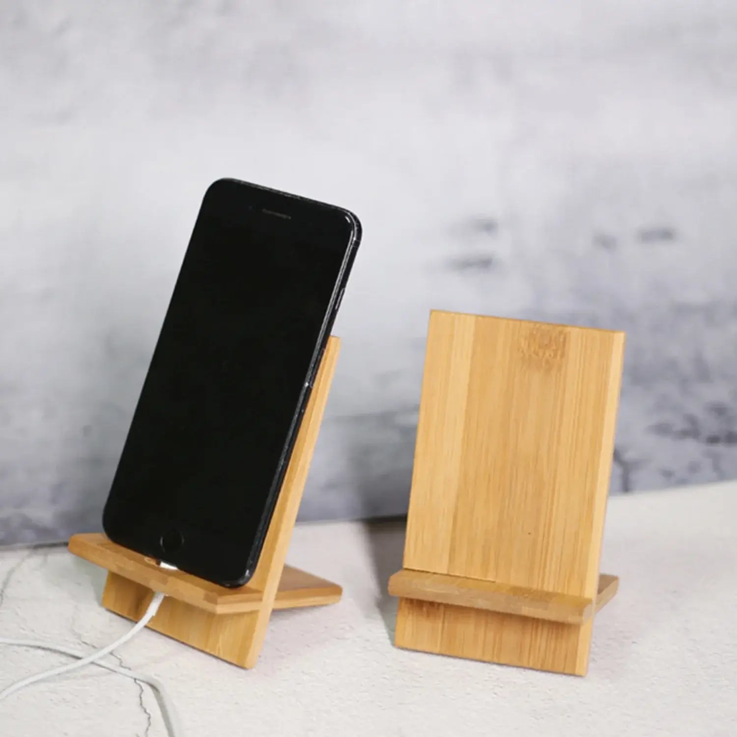 Support téléphone en bois minimaliste